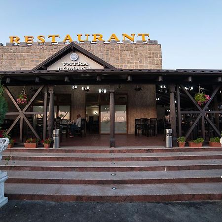 Bed and Breakfast Vatra Romana Răcarii de Jos Zewnętrze zdjęcie